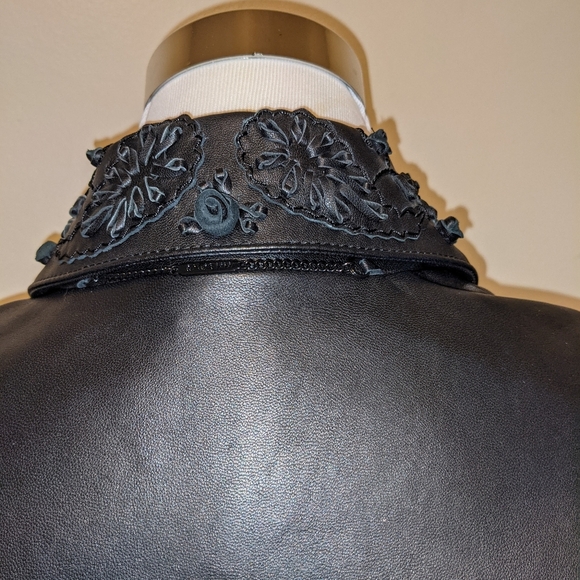 Rare Vintageg ST. JOHN Sport by Marie Gray Embroidered Leather Applique … - Picture 14 of 14